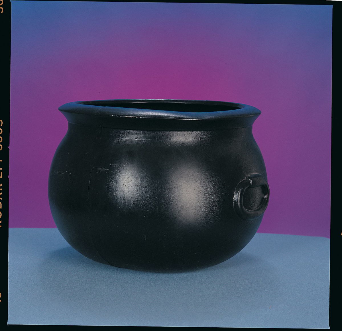 12In Witch Kettle-Black