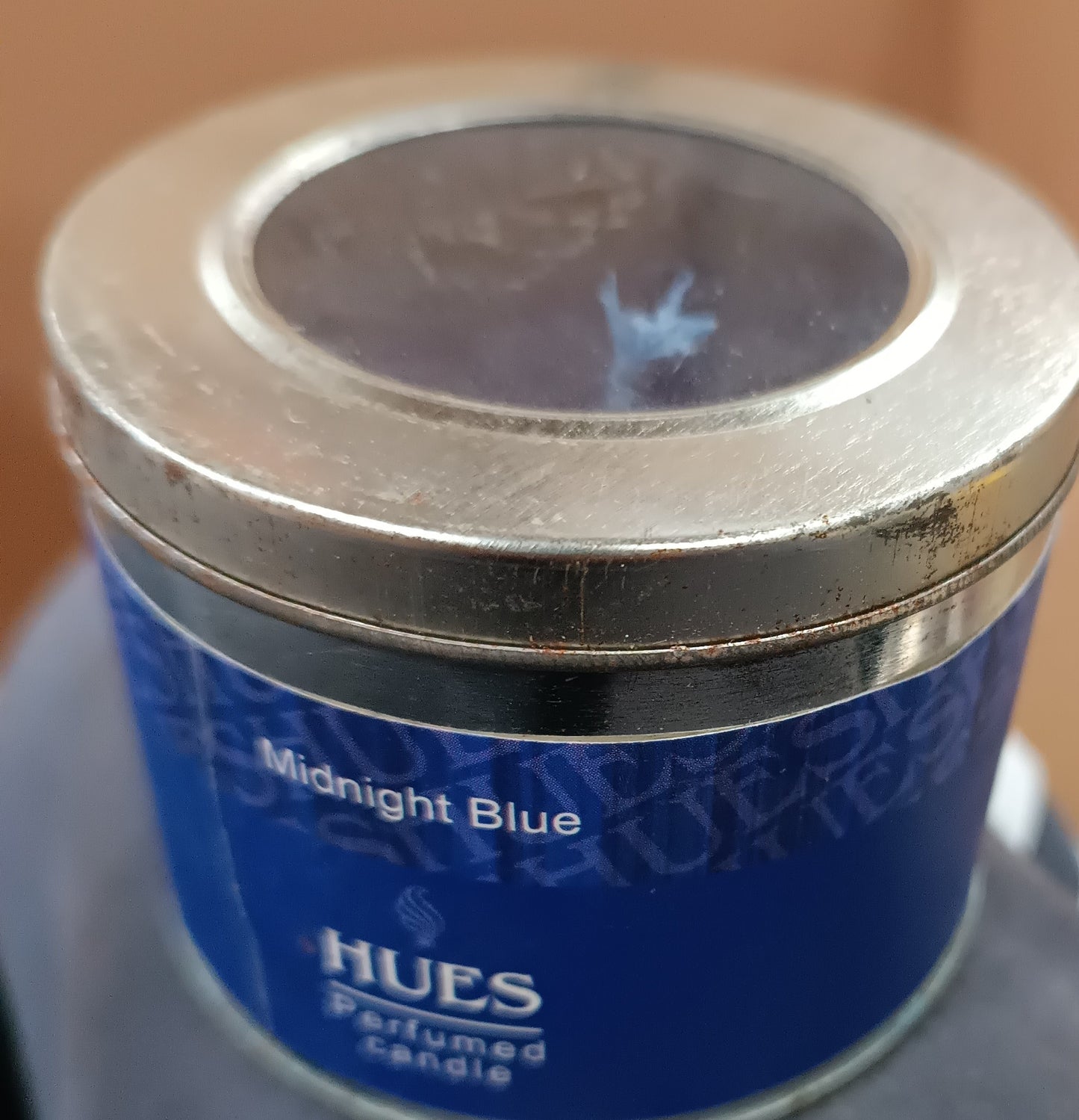 Hues Perfumed Candle Midnight Blue