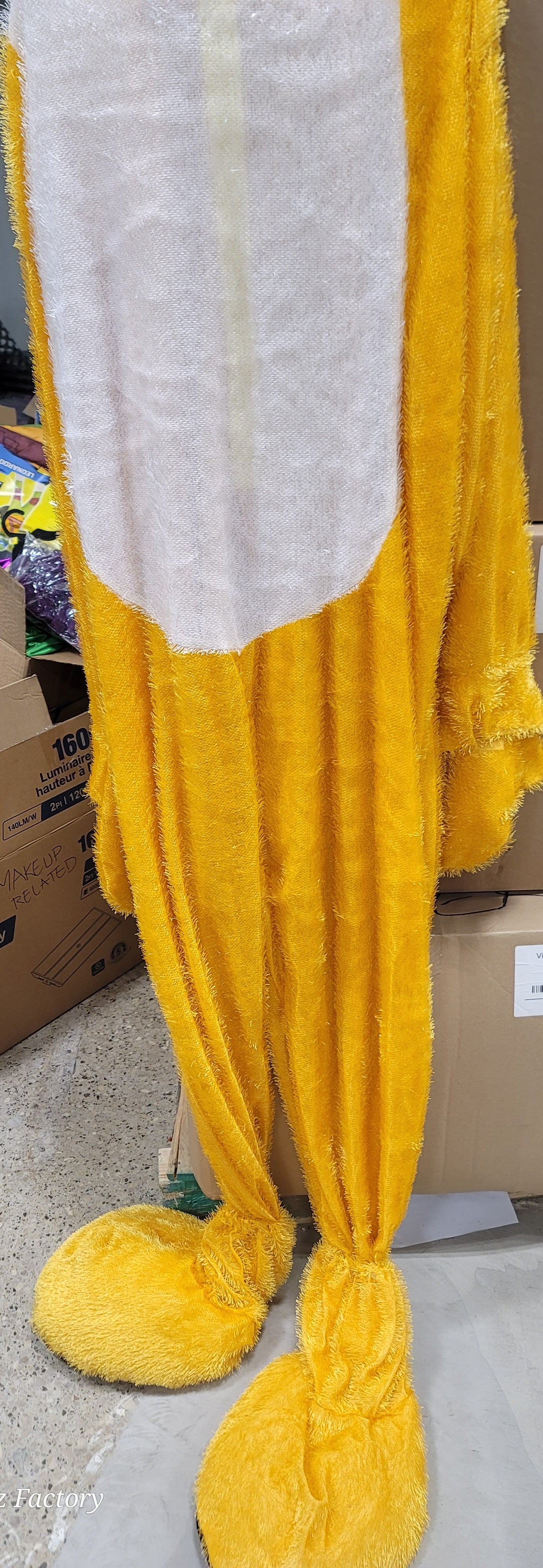 Co-delux Mascot-chicken