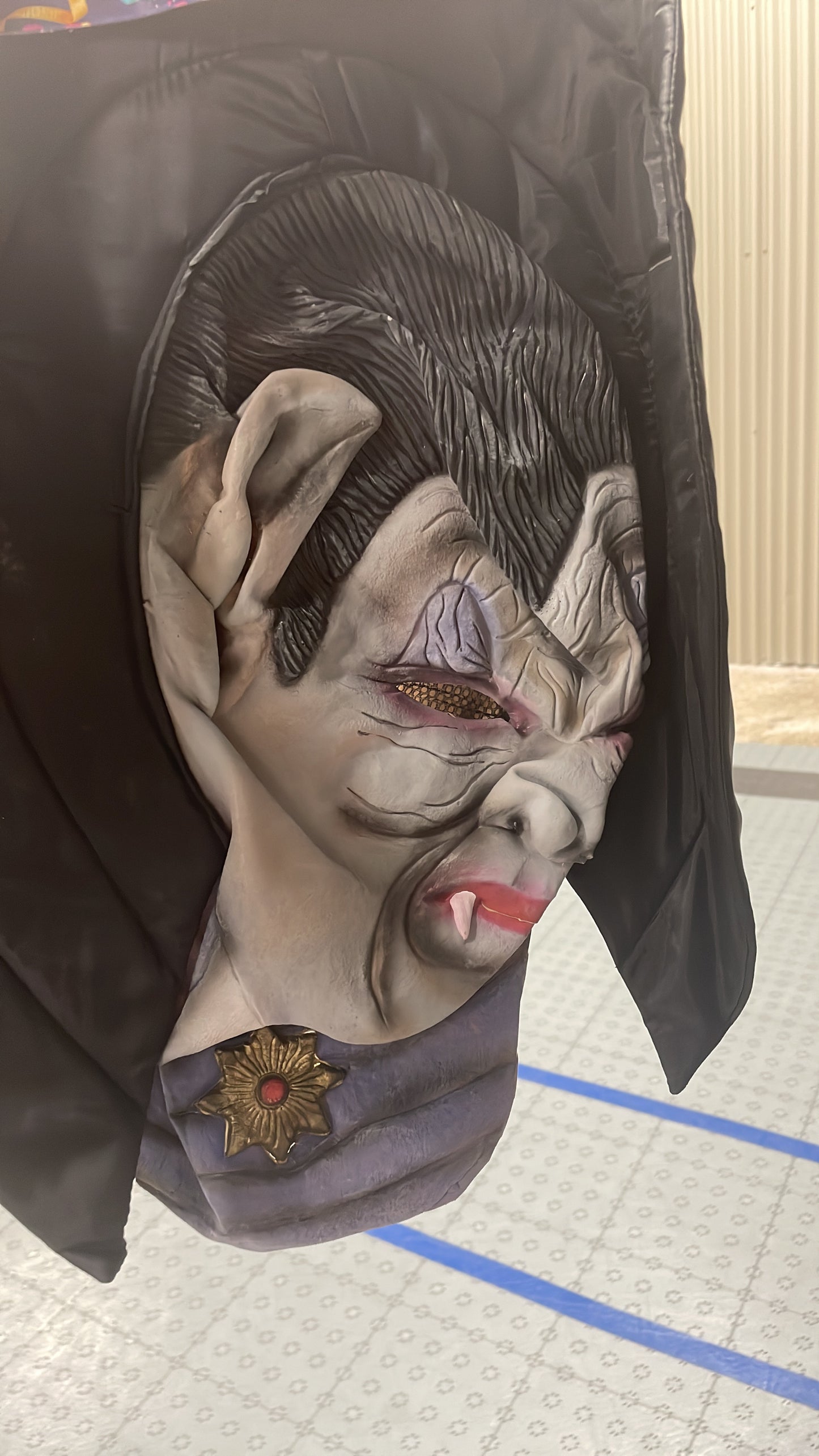 Vampire mask