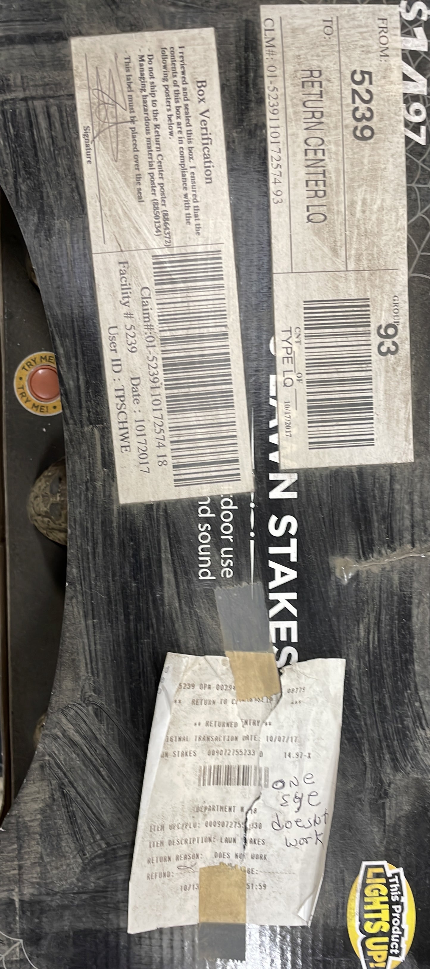 3 LAWN STAKES