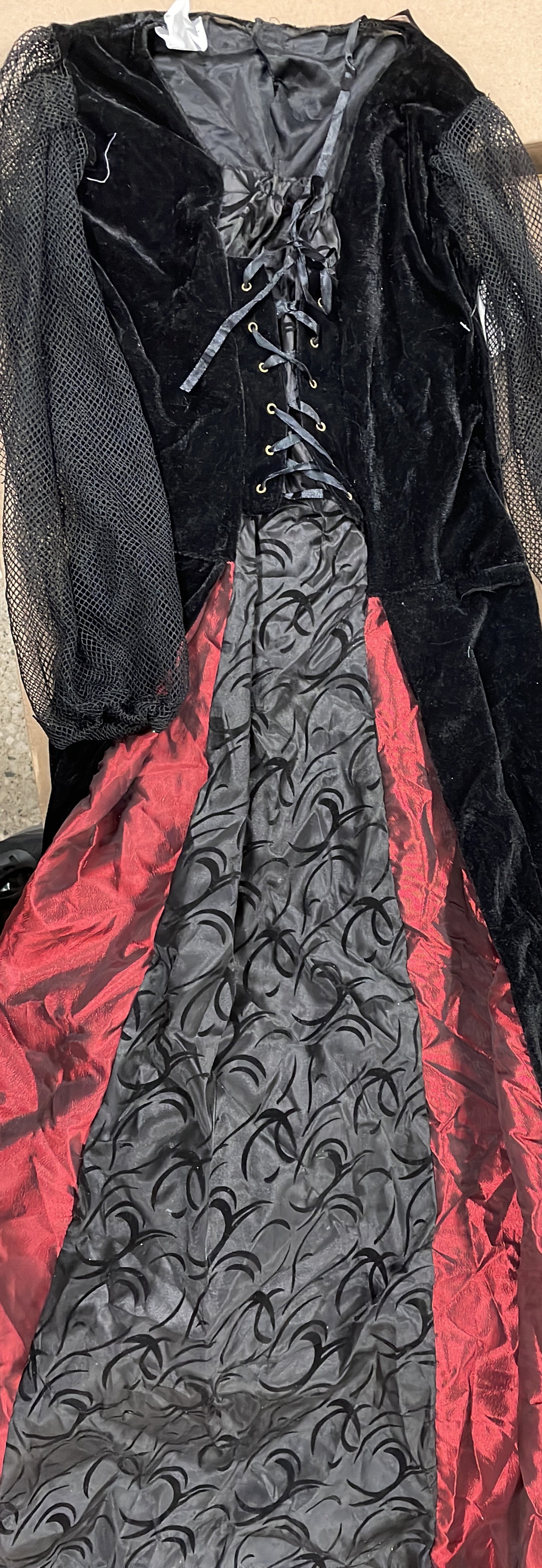 Goth Maiden Vanpiress
