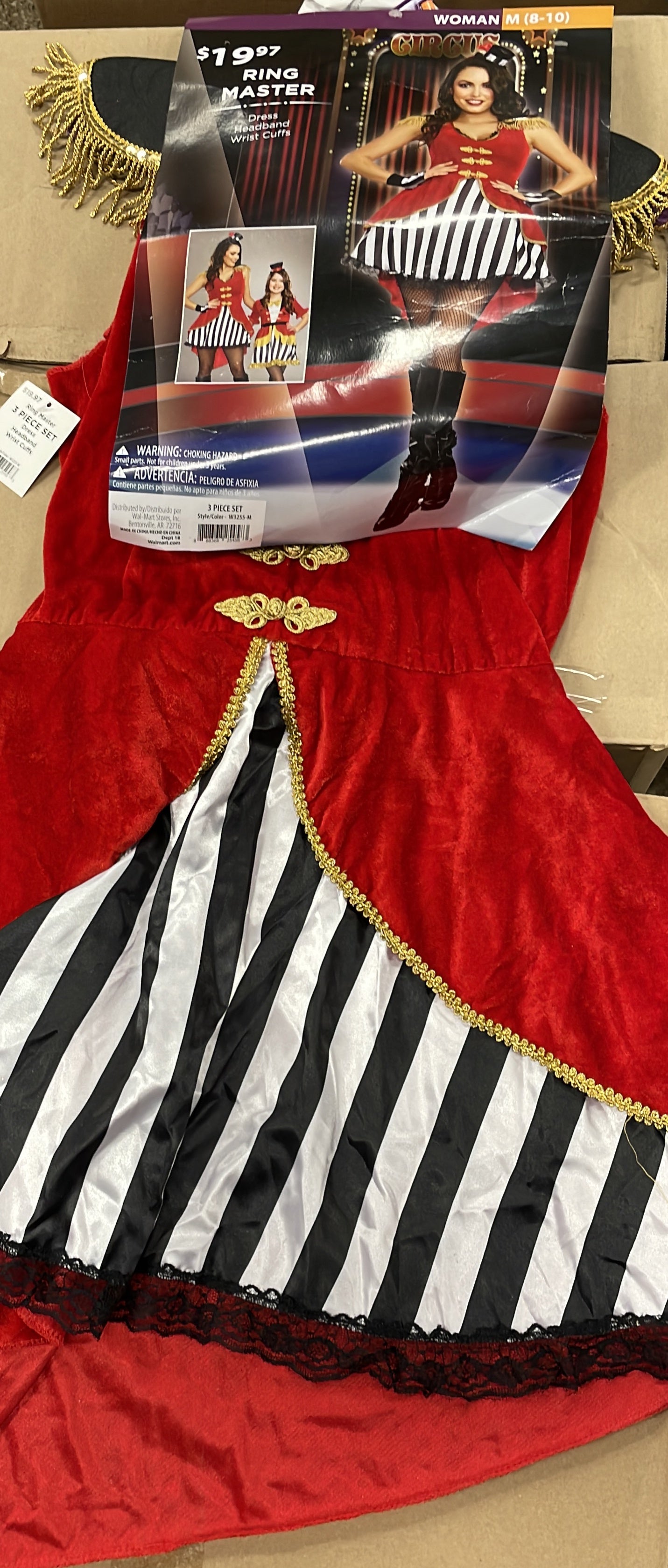 CIRCUS RING MASTER
