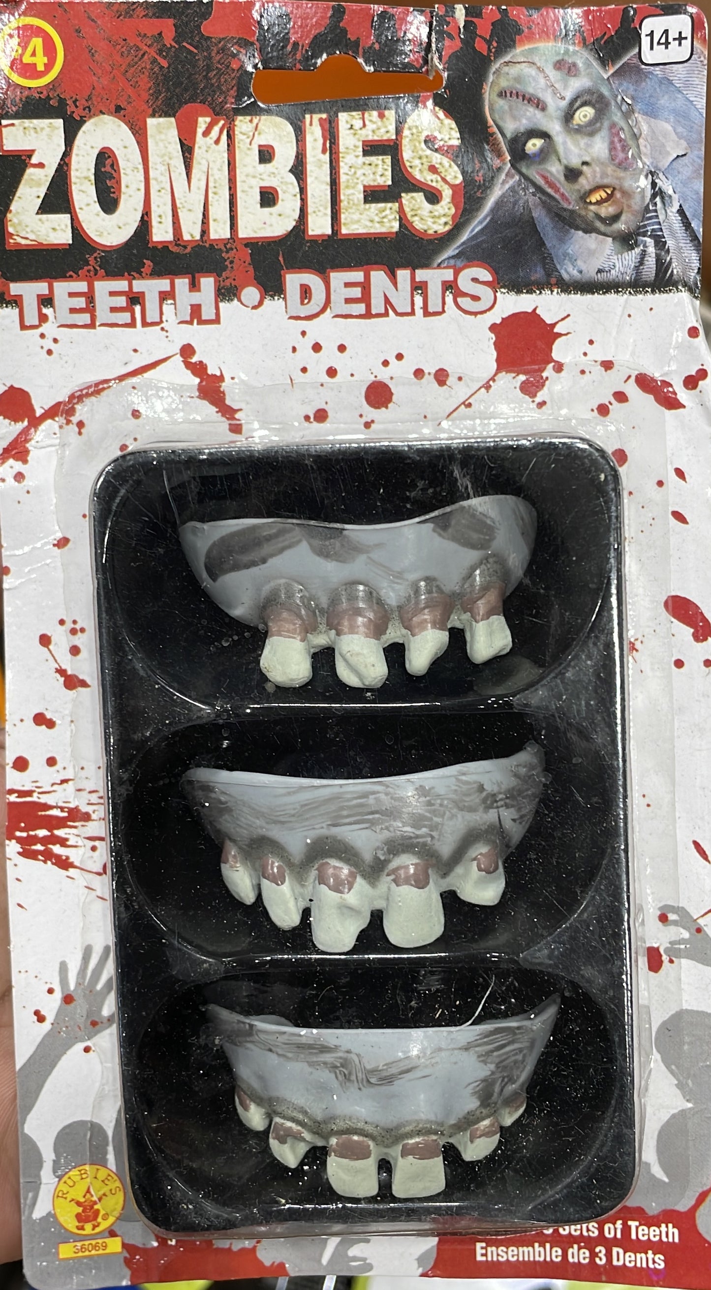 ZOMBIES TEETH DENTS
