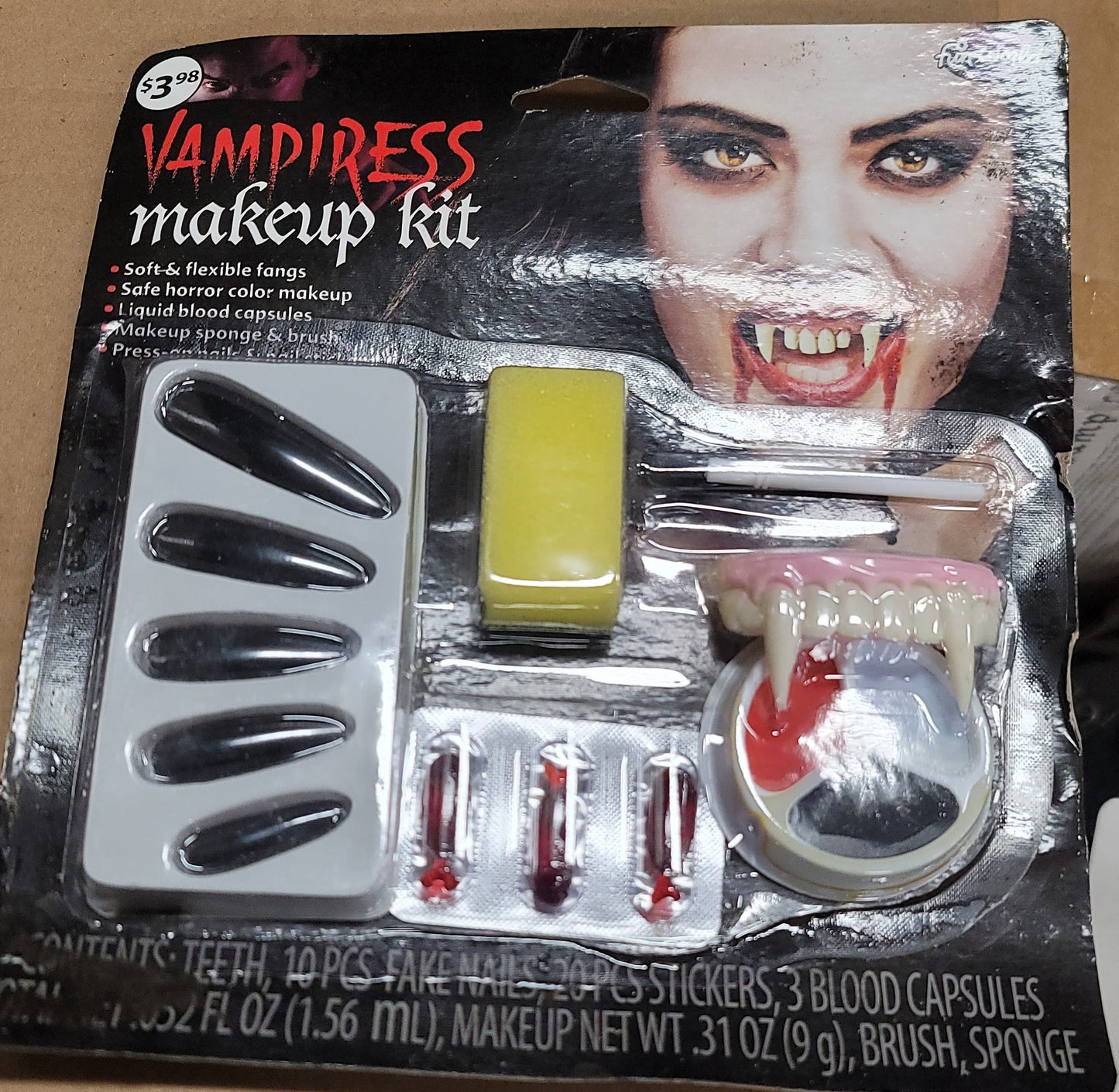 Vampire makeup kit