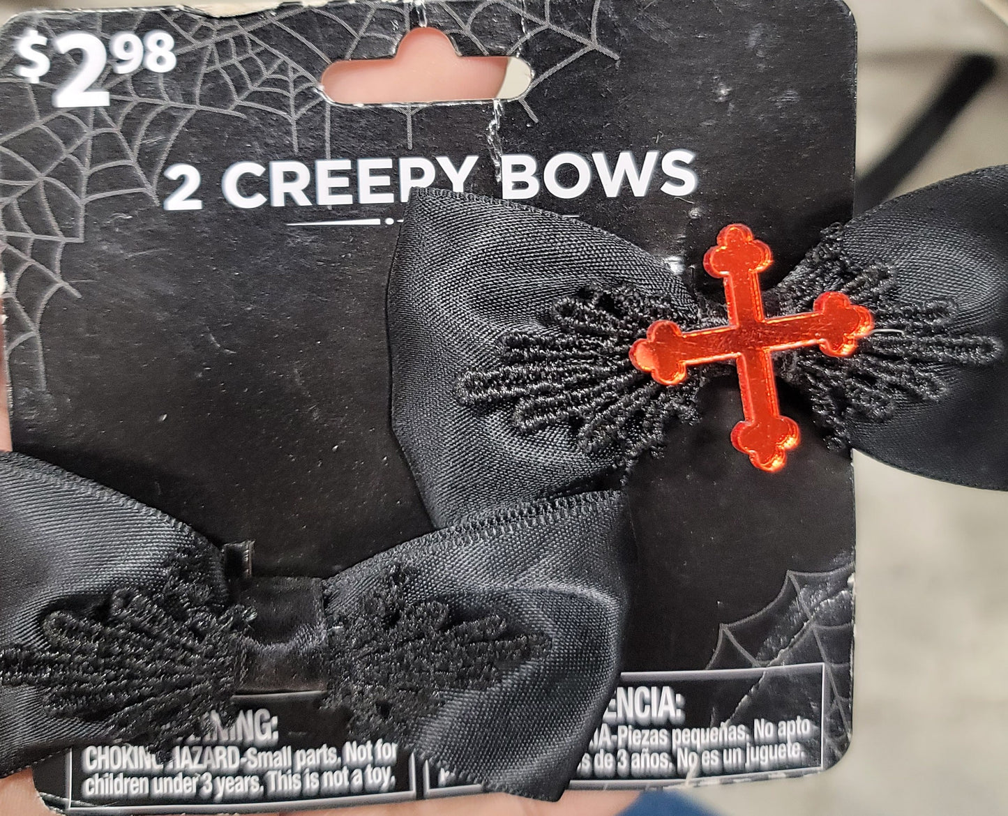 2 CREEPY BOWS