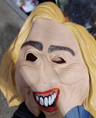 HILARY LATEX MASK