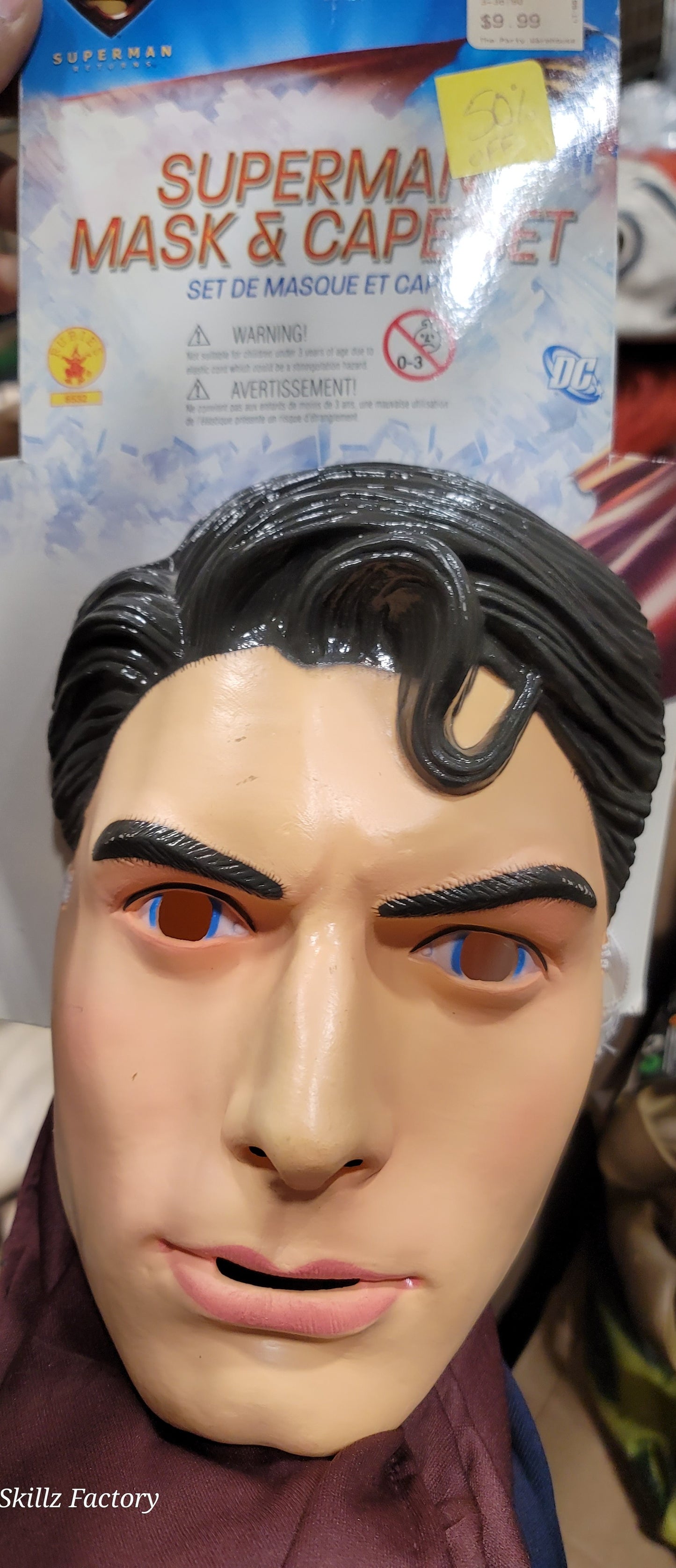 SUPERMAN MASK & CAPE SET