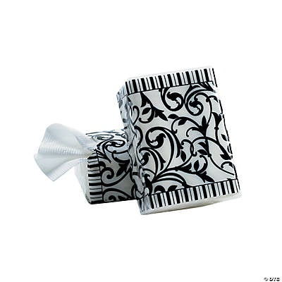 Black & White Facial Tissue Pack