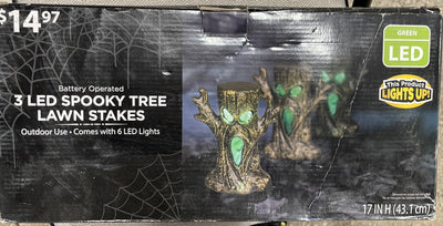 3 LED SPOOKY TREE LAWN STAKES